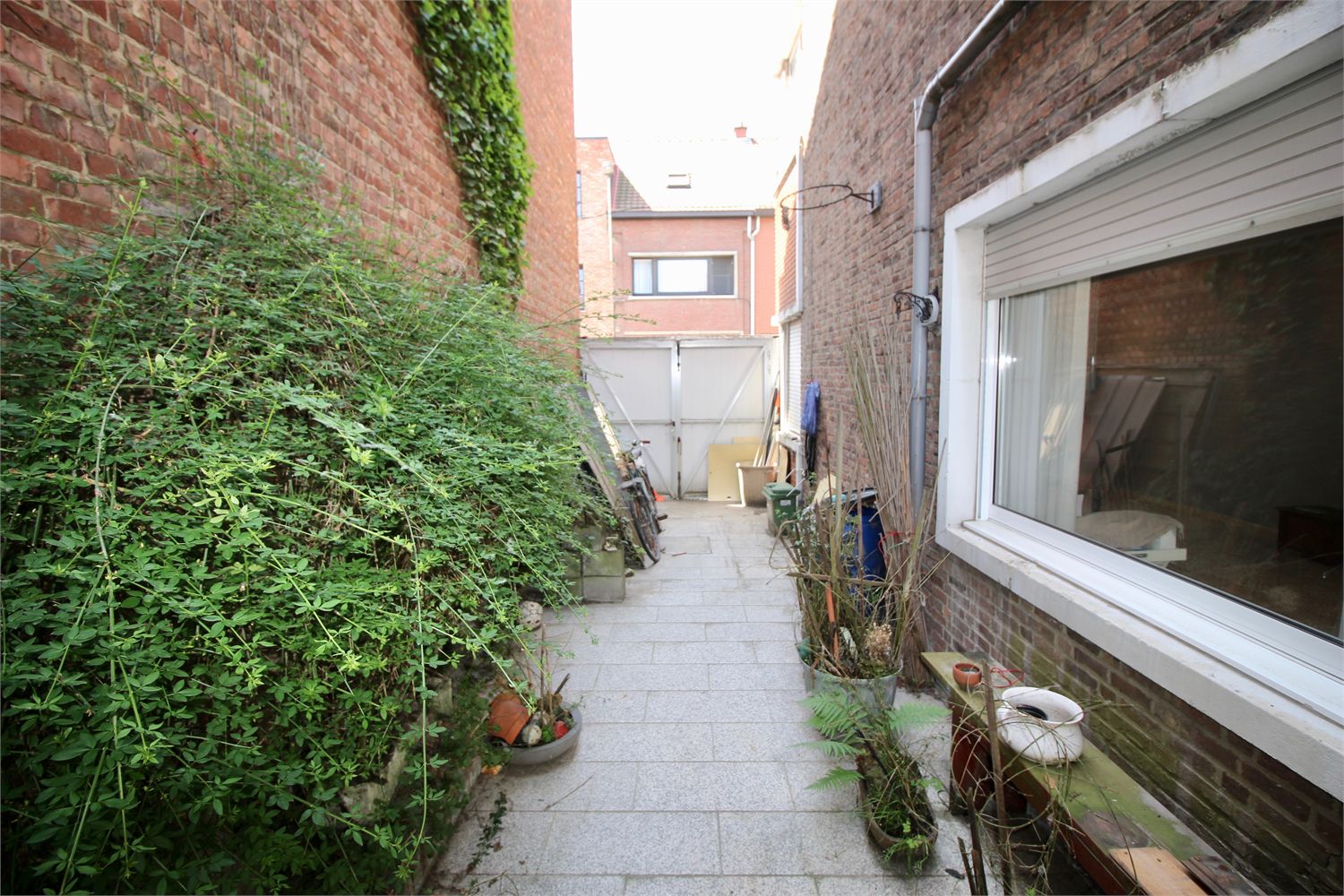 Te koop: half open bebouwing 