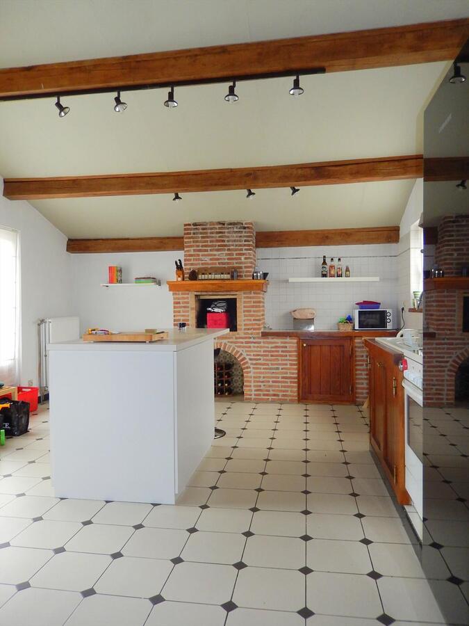 Charmante woning met tuin, garage en carport te Zuienkerke 