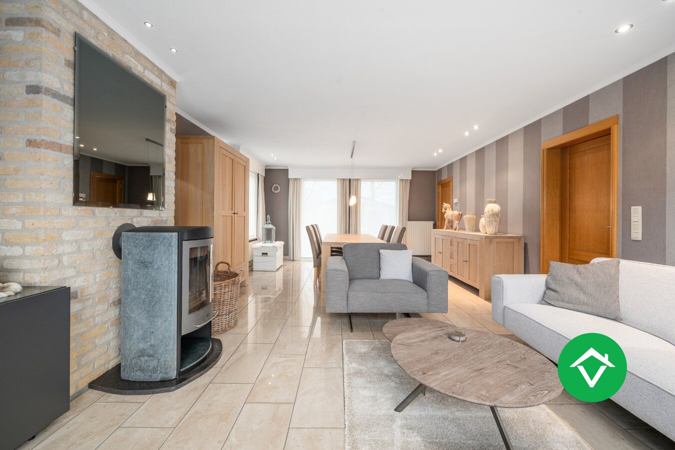 Alleenstaande woning met 4 slaapkamers te Ichtegem 