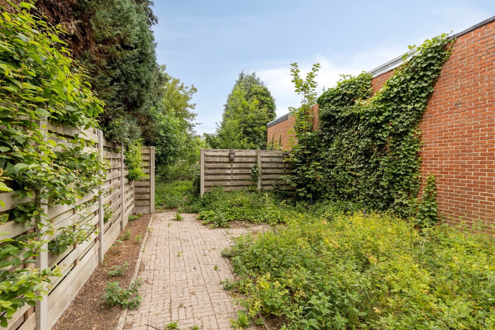 Te renoveren stadswoning in hartje Geel 