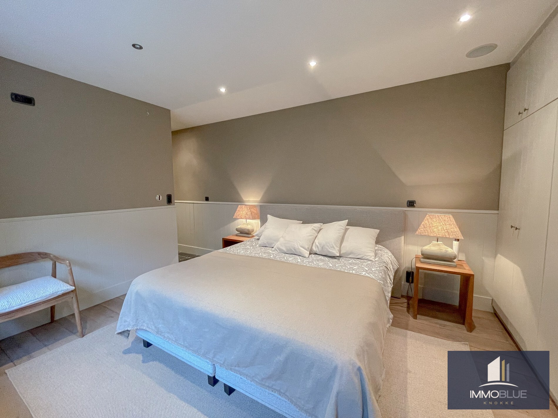 Aangenaam, perfect onderhouden appartement met een ruim terras. 