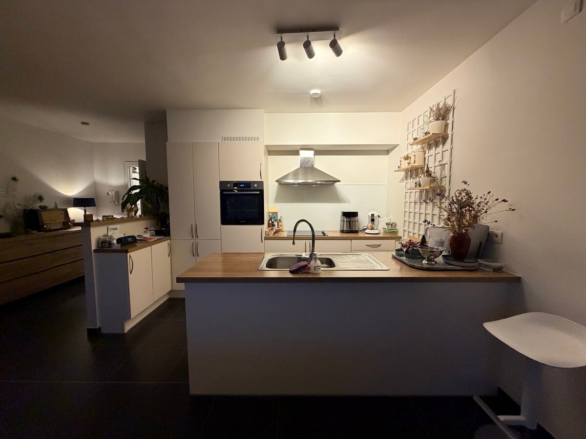 2-slpk-appartement mét ondergrondse staanplaats en berging 