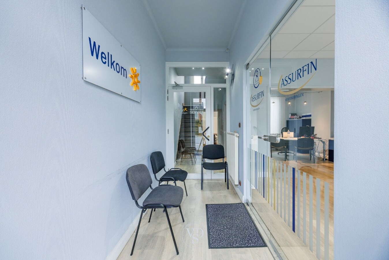 Wonen en/of werken. Met tuin (achteraan toegankelijk). 