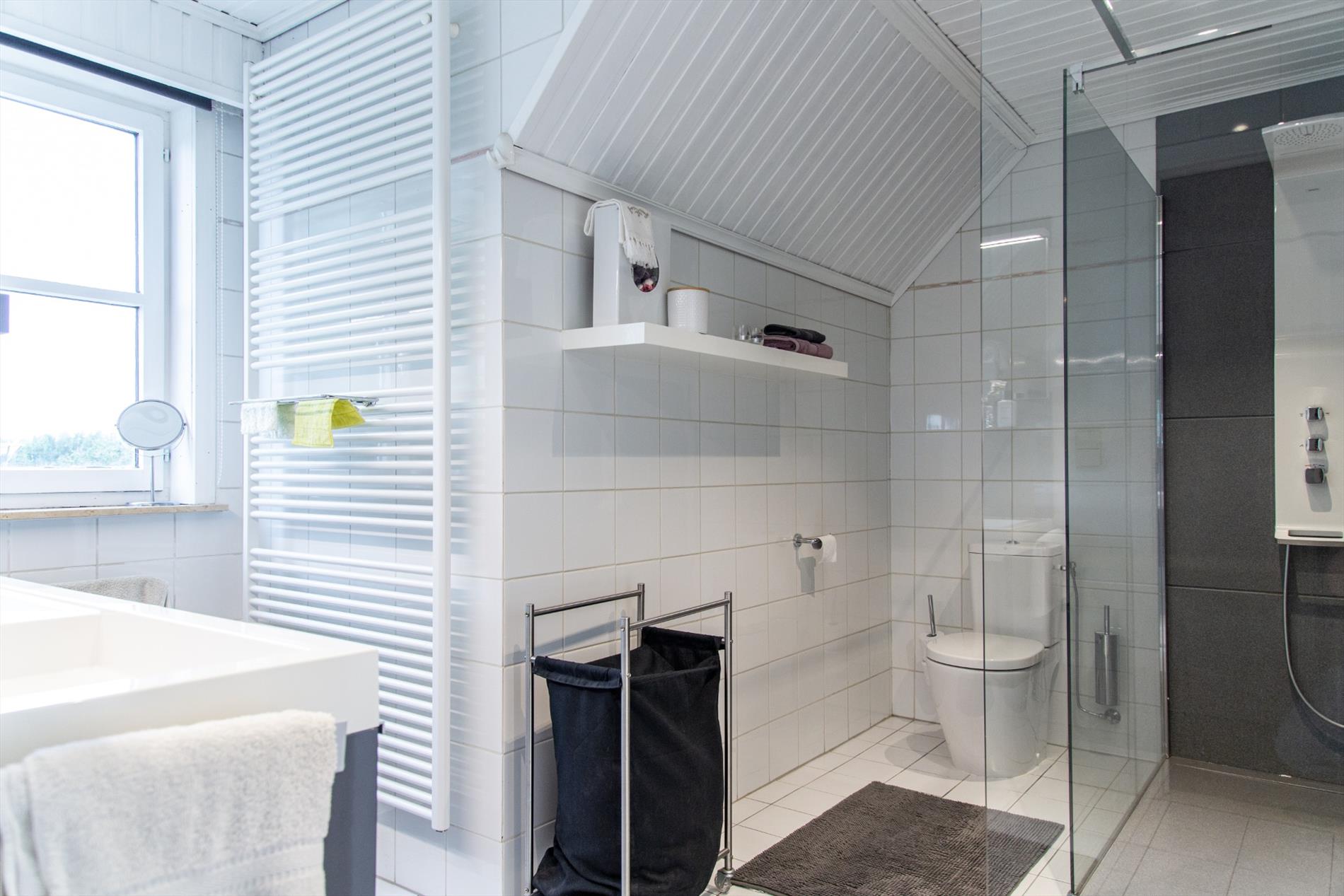 Rustieke woning met paardenstalling op 959m² landelijk gelegen doch nabij centrum Maldegem 