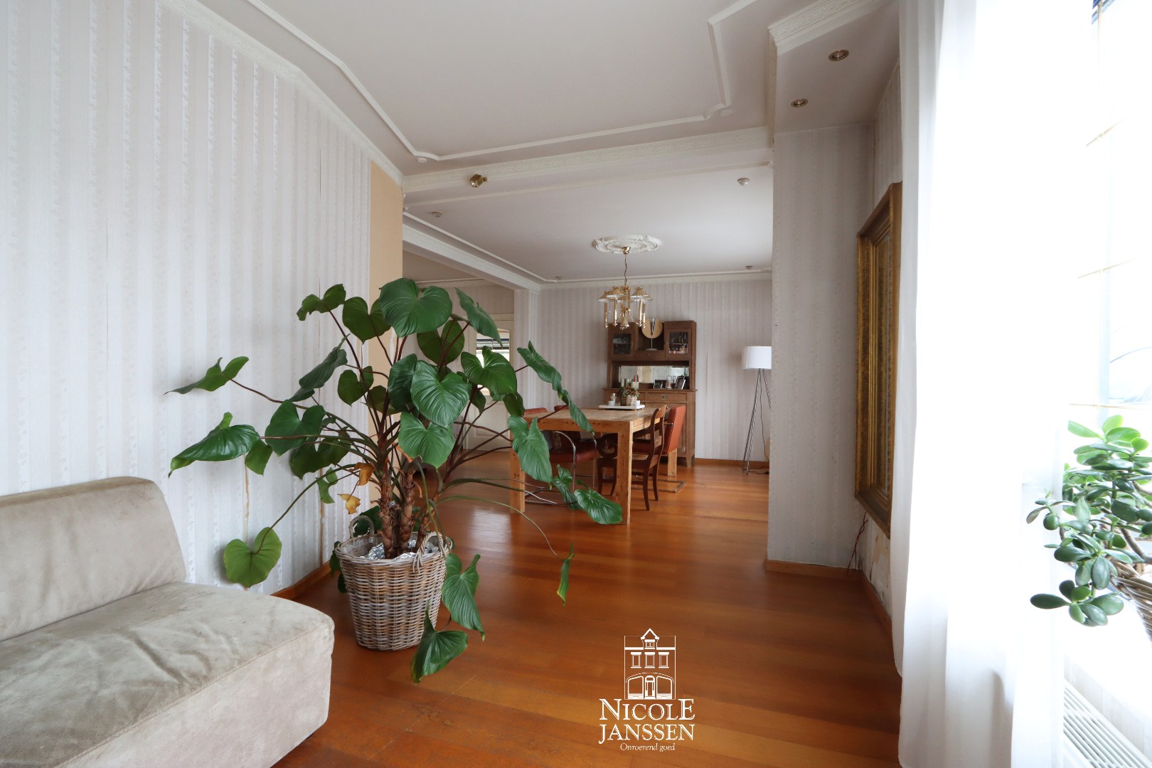 Leuk leeshoekje/bureelhoekje