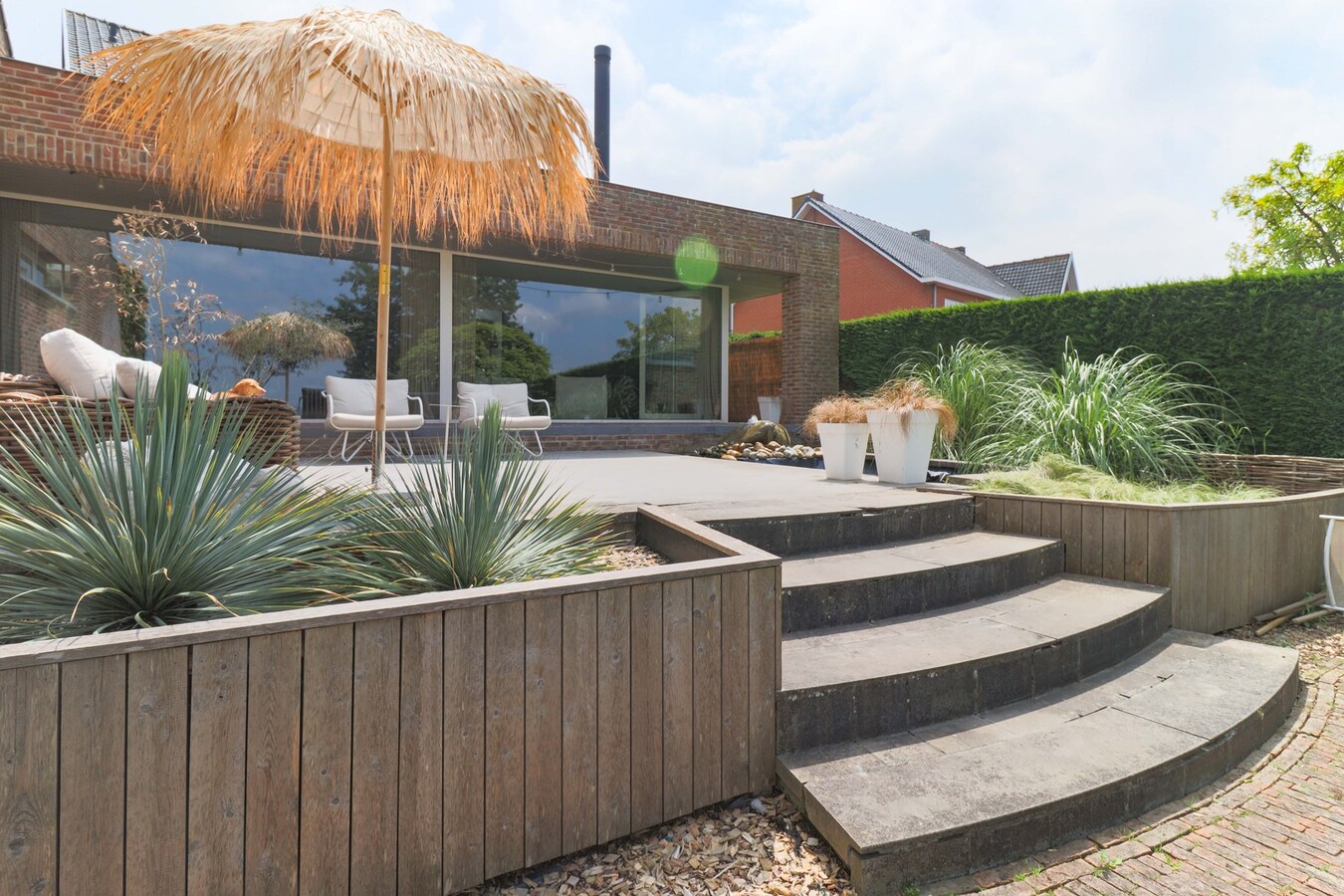 Unieke Villa te Moorslede met 5 slaapkamers op 726m² ! 