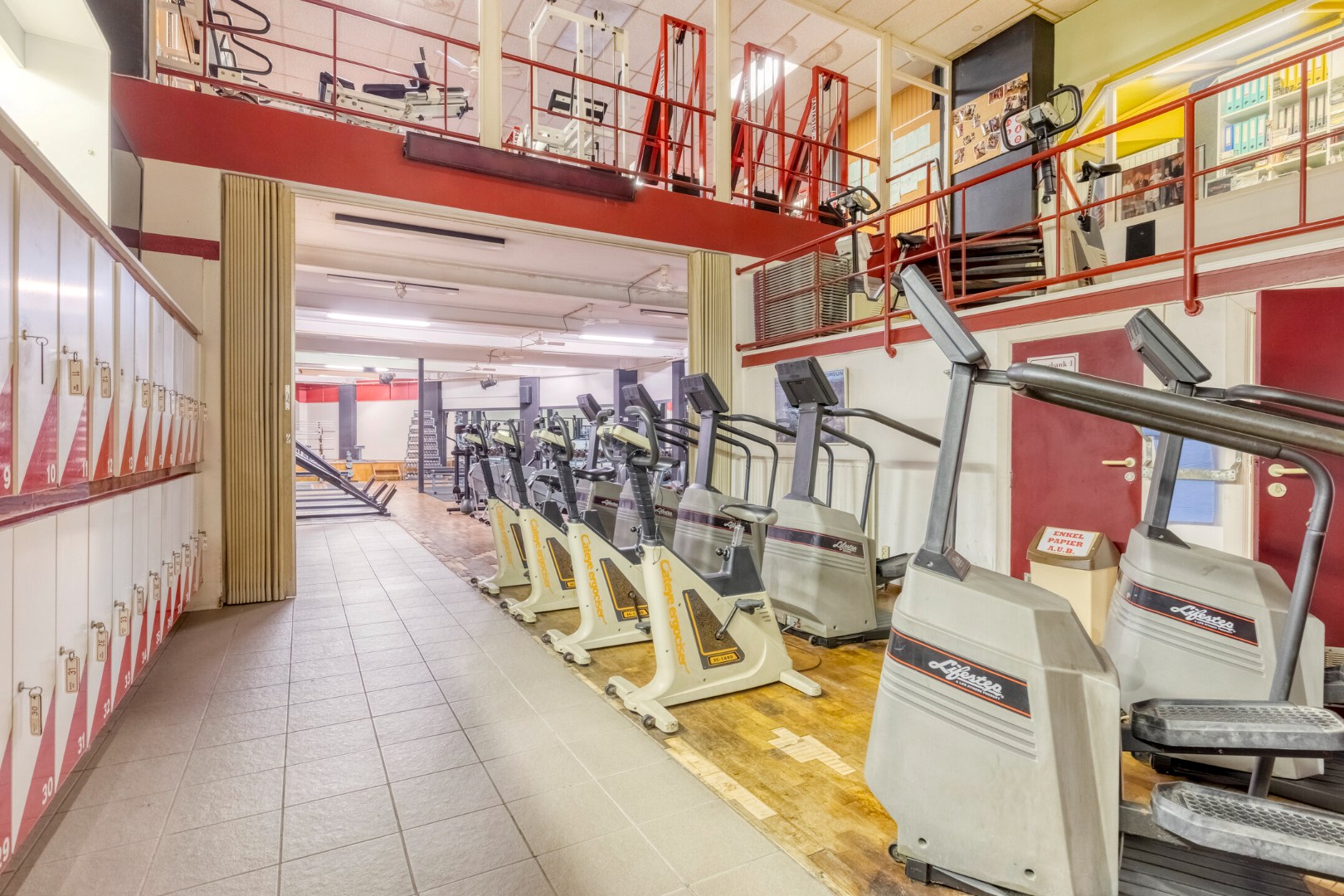 Handelspand van 792m² met tal van mogelijkheden in centrum Herentals 