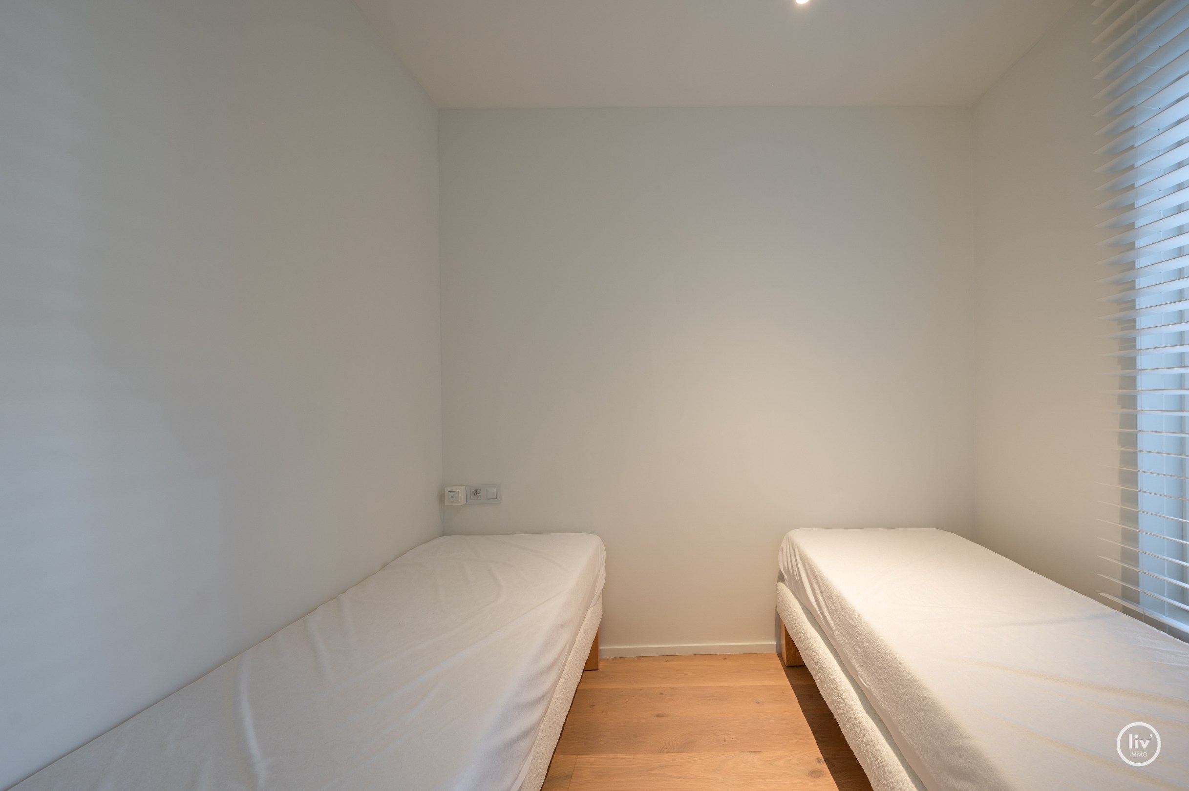 Duurzaam nieuwbouwappartement voorzien van een topafwerking &amp; een open zicht op het Driehoeksplein. 