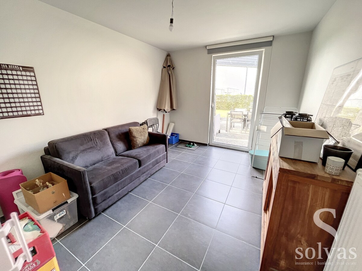 Gelijkvloersappartement met twee slaapkamers én garage 