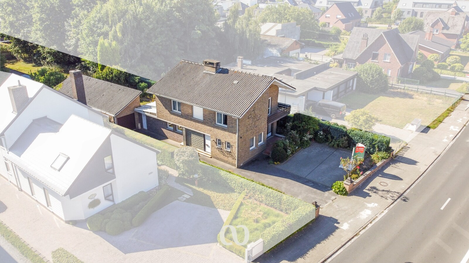 Ruime villa met grote tuin in centrum Oudenaarde 