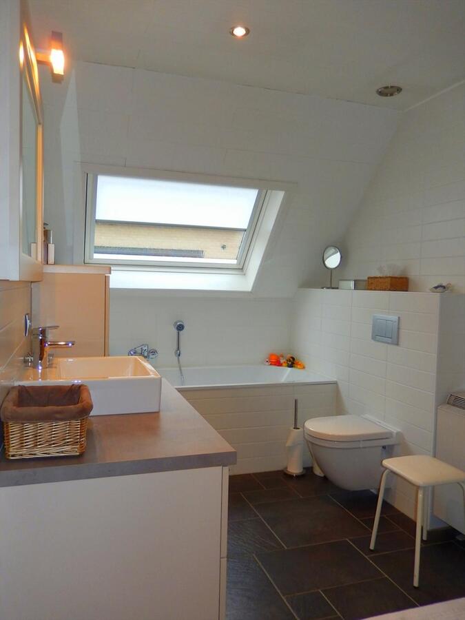 Verzorgde instapklare woning met zonnige tuin 