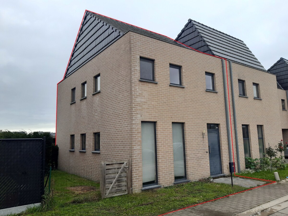 Tijdloze Half Open - rustig gelegen. 