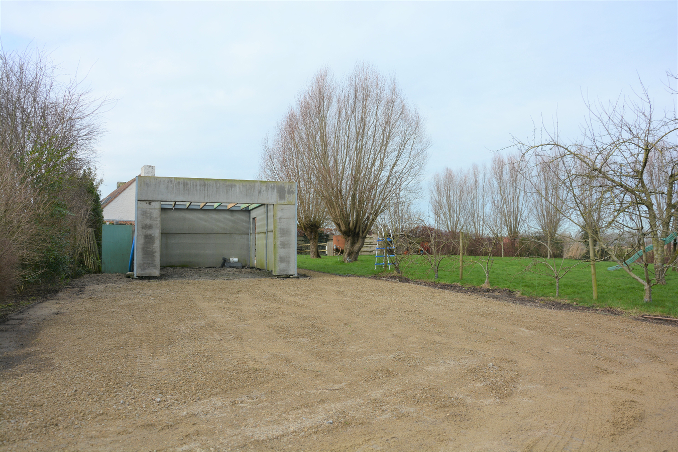 Unieke fermettewoning op rustige ligging 