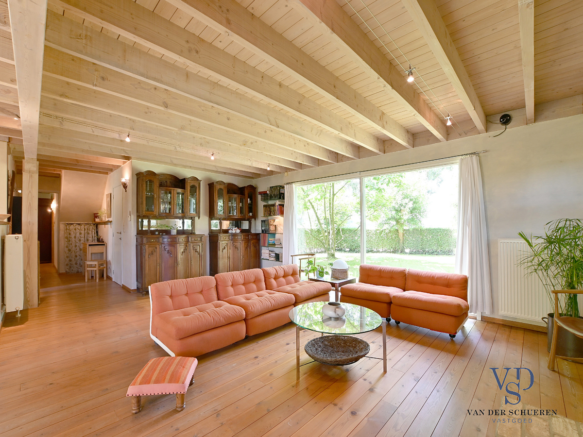 Exceptioneel gelegen eigendom te Baaigem. 