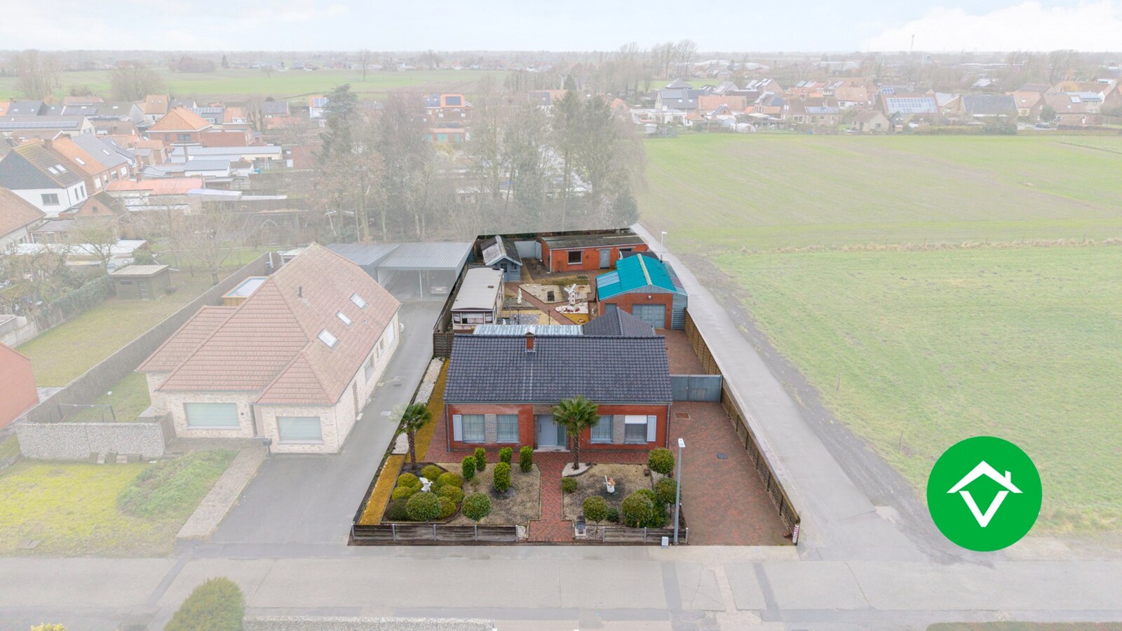 Alleenstaande woning met garage te Koekelare 