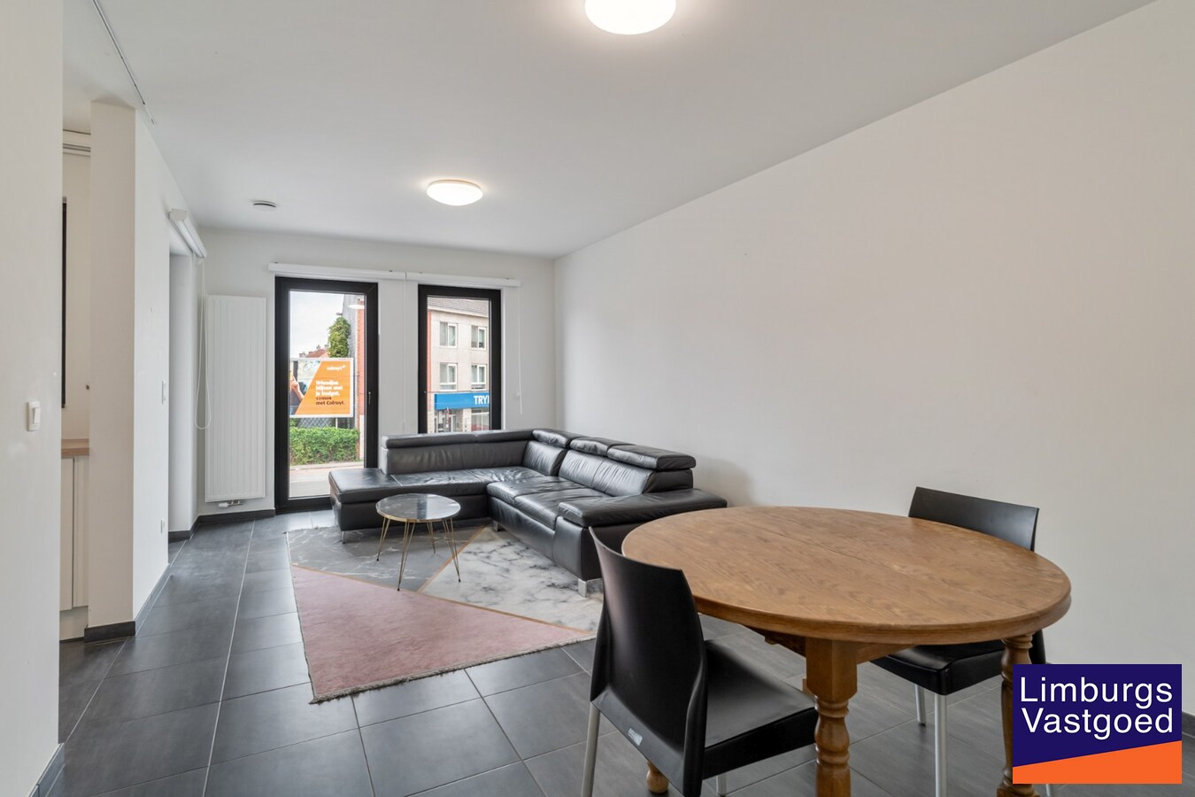 Appartement (80m²), 2 slpk, 2 ruime terrassen, autostaanplaats + kelderberging 