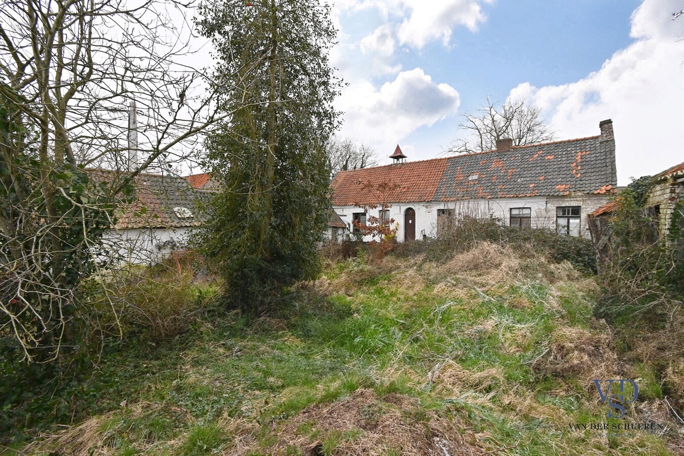 Hoeve op 3963 m² grond. 