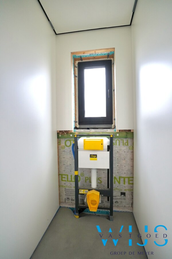 Nieuwbouw met 5 slaapkamers op een prachtig perceel te EEKLO ! 