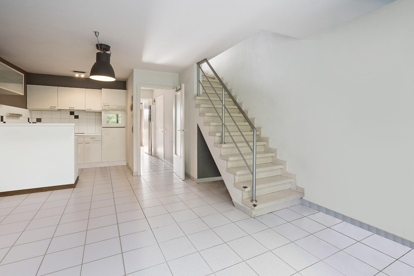 Uitstekend gelegen appartement met 2 slaapkamers 