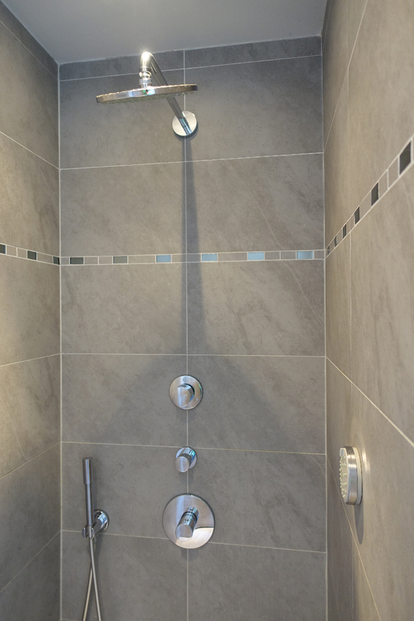 Prachtige recente villa met zwembad en prachtig aangelegde tuin 