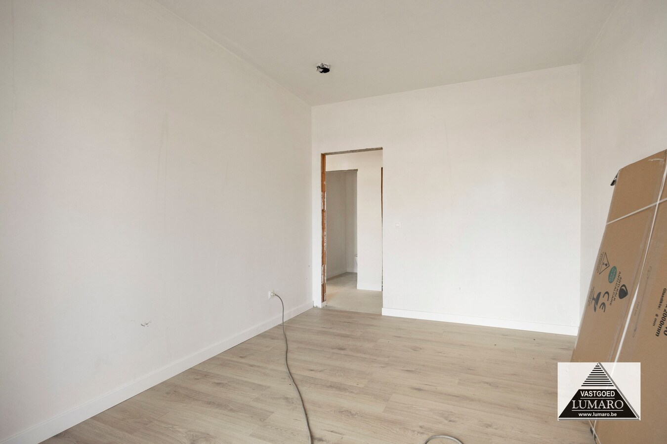 Nieuw gelijkvloers appartement met terras en tuintje 
