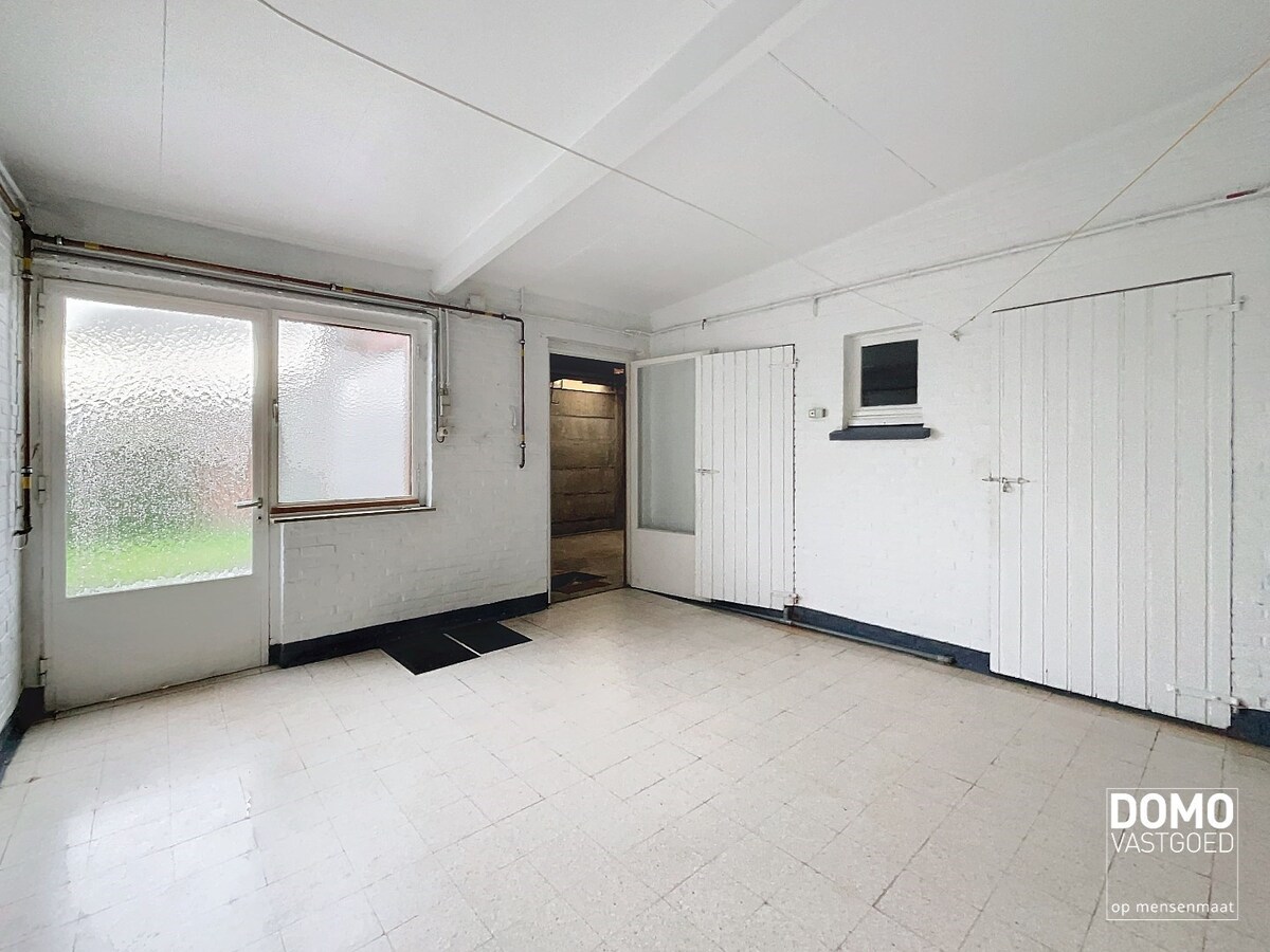 RUIME WONING MET GARAGE, TUIN &amp; 3 SLAAPKAMERS TE ALKEN 