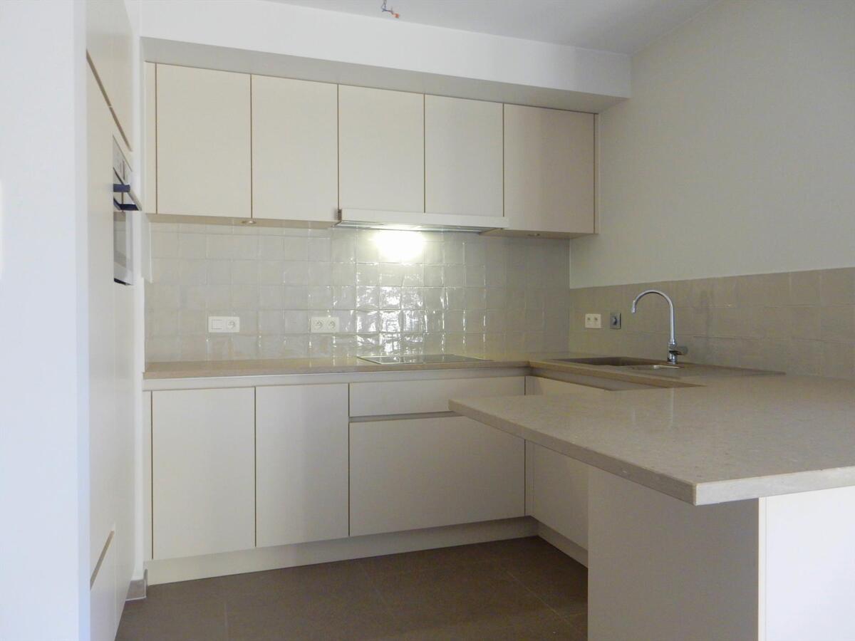 Modern gelijkvloers appartement met 2 slaapkamers 