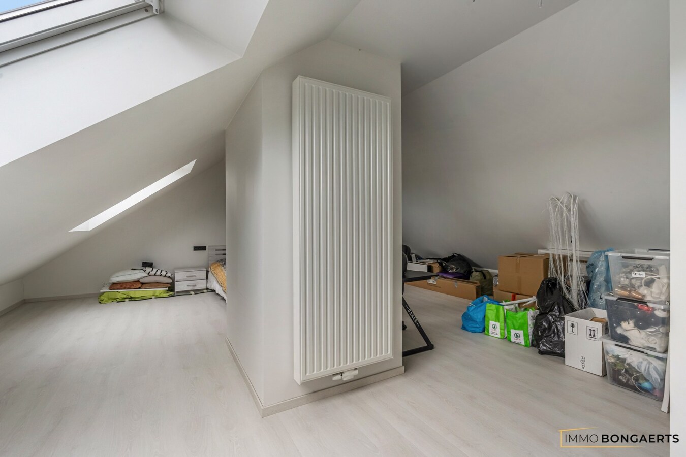 Exclusieve woning met volledig uitgeruste wellnesspraktijk nabij Hasselt 