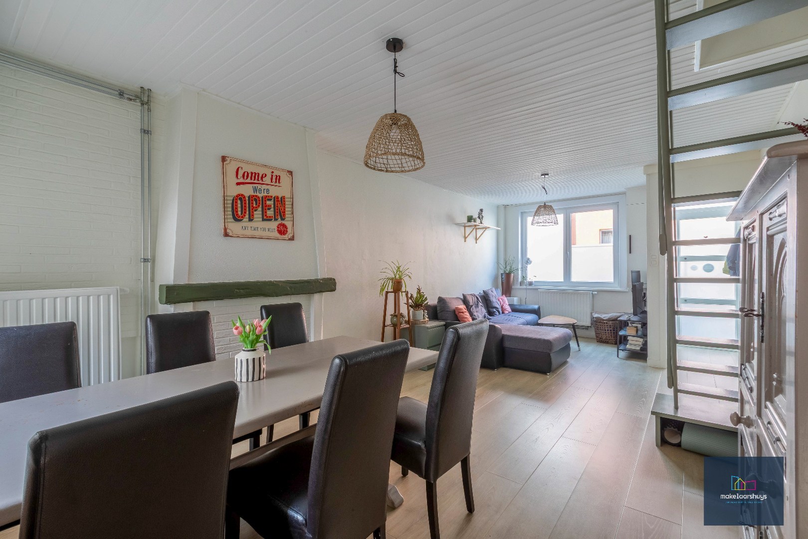 Charmante stadswoning met 2 slpk + bureau in Gent 