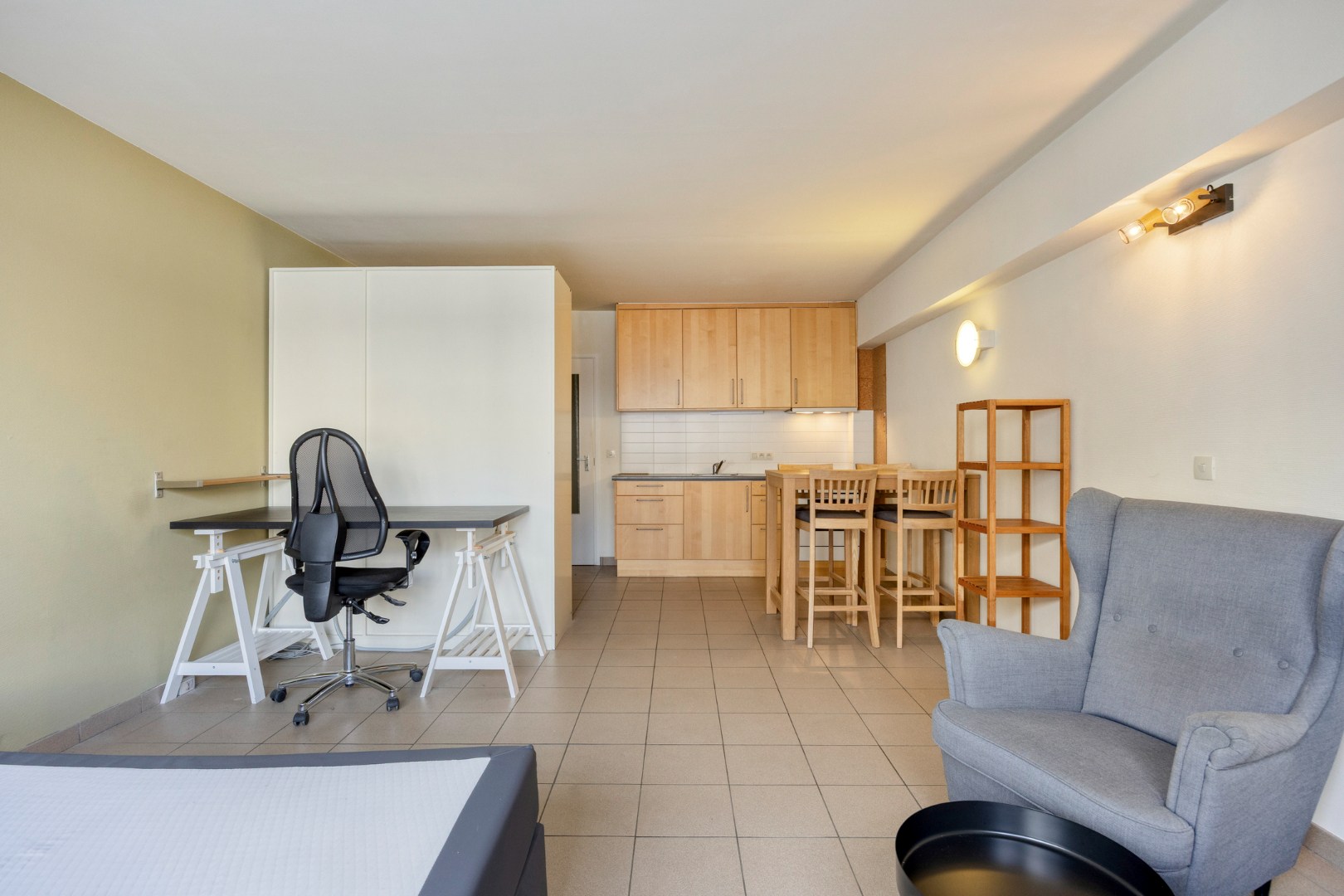 Studio met garagebox in Leuven! - EPC 101 kWh/m² - bewoonbare opp. 40 m² 
