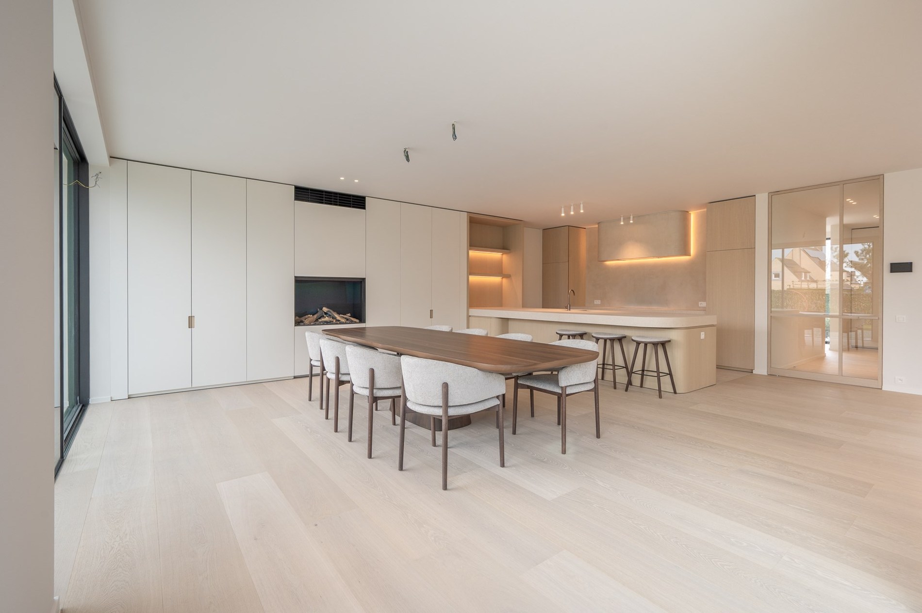 Luxueuze volledig afgewerkte nieuwbouwvilla gelegen aan de rand van het Zoute. 