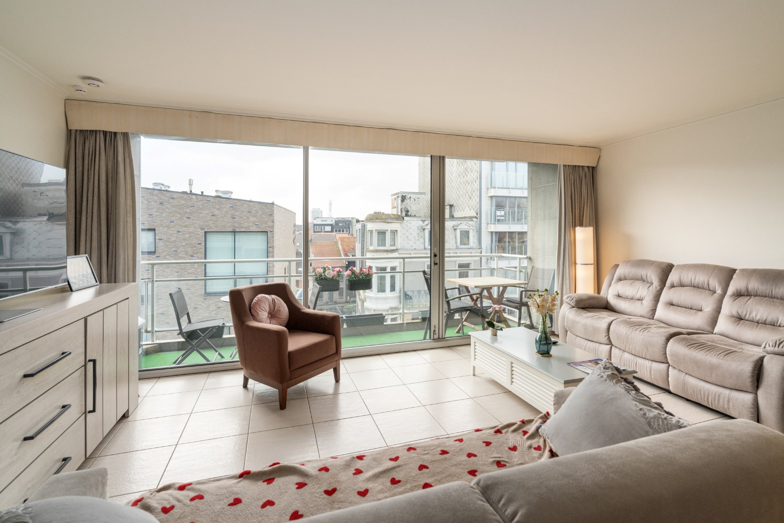 APPARTEMENT DE VACANCES AVEC 2 CHAMBRES À COUCHER PRÈS DU CASINO À OSTENDE 