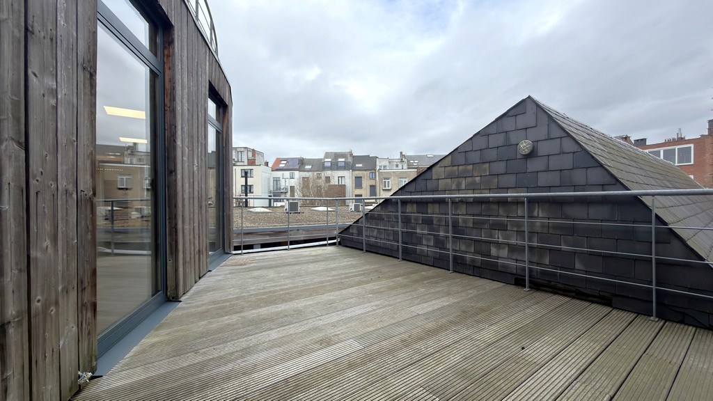 Kantoor met terras te huur aan het Zuid in Antwerpen