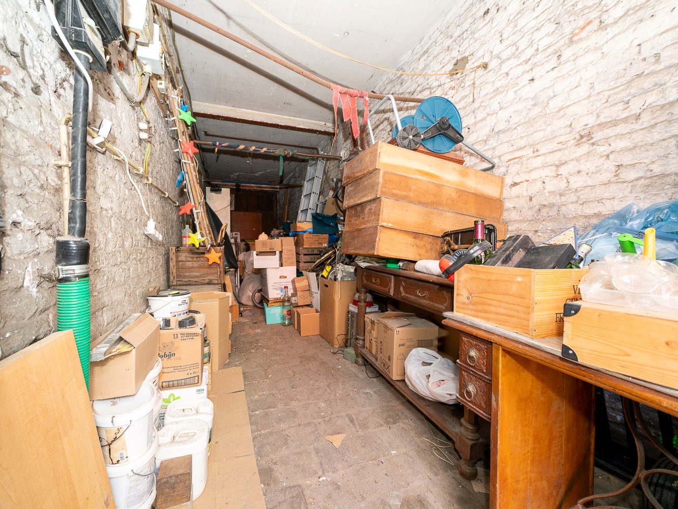 Opbrengstwoning met 4 units op zeer gunstige locatie 