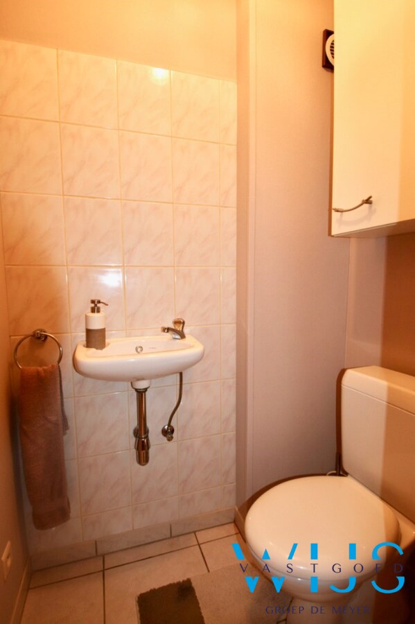 Ruim &amp; energiezuinig 2 slaapkamerappartement te EVERGEM ! 