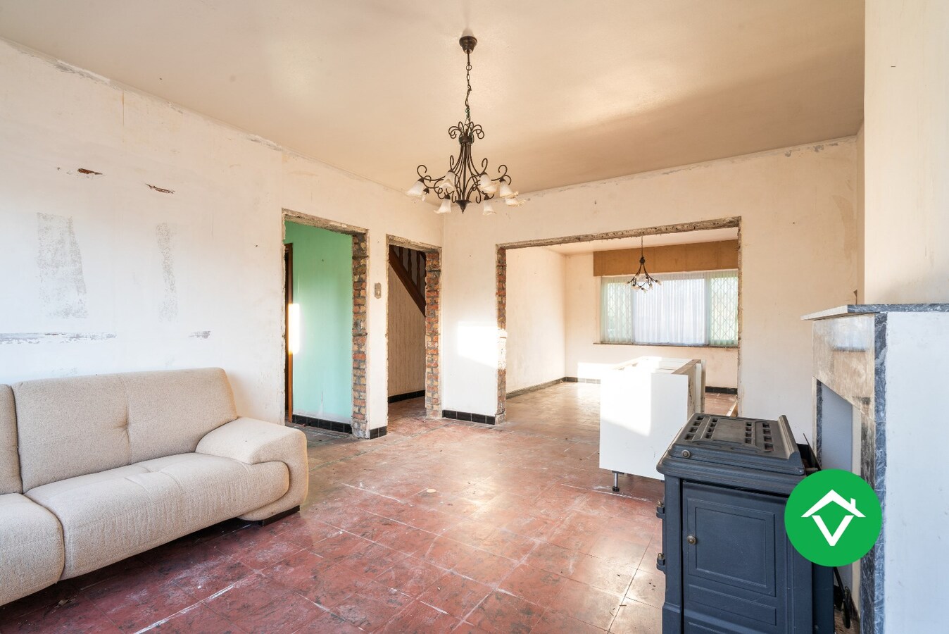 Authentieke hofstede in een landelijke omgeving te Koekelare 