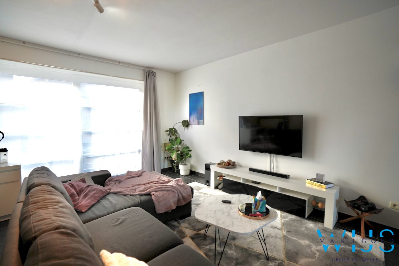 Instapklaar &amp; energiezuinig appartement in HET centrum van Ertvelde ! 