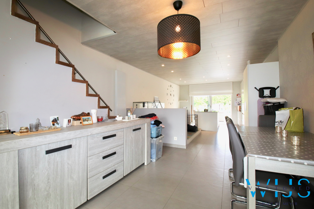 Gezellig woonhuis te centrum SLEIDINGE ! 