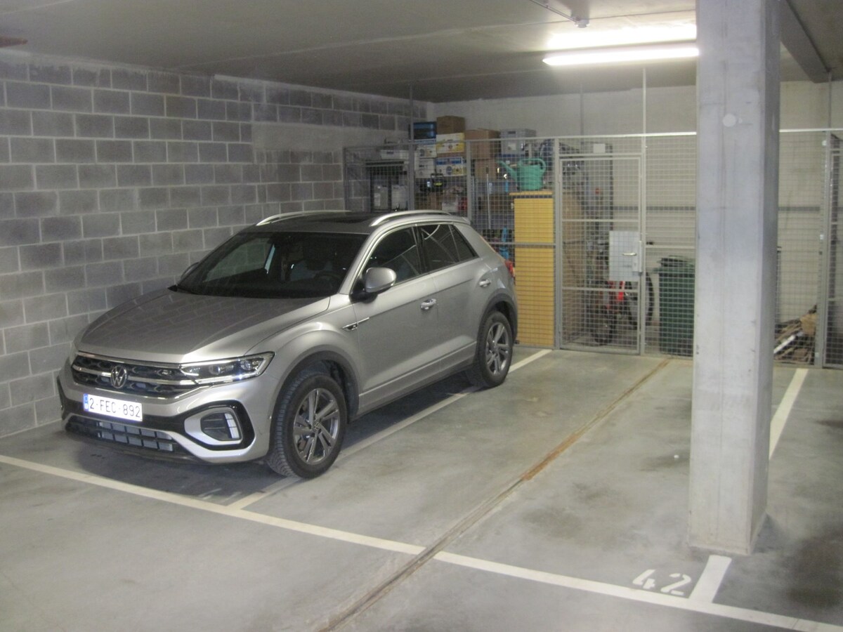 2-slaapkamer appartement met aangenaam terras. 