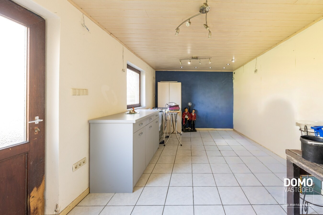 RUSTIG GELEGEN HALFOPEN BEBOUWING MET 4 SLAAPKAMERS EN EXTRA STUDIO OP EEN PERCEEL VAN 11A 45CA TE DIEPENBEEK 