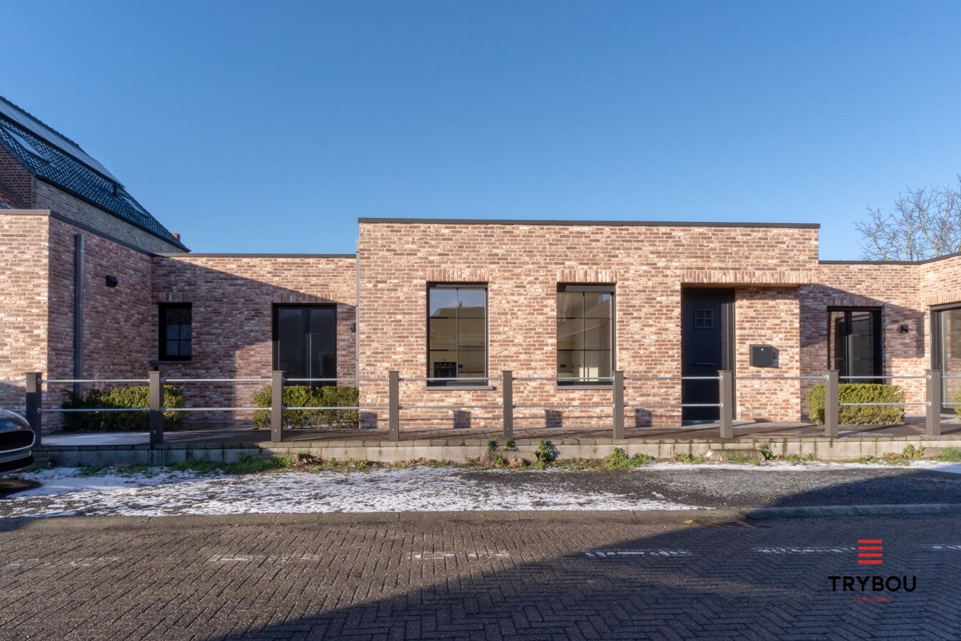 Instapklare, energiezuinige seniorenwoning in hartje Reninge 