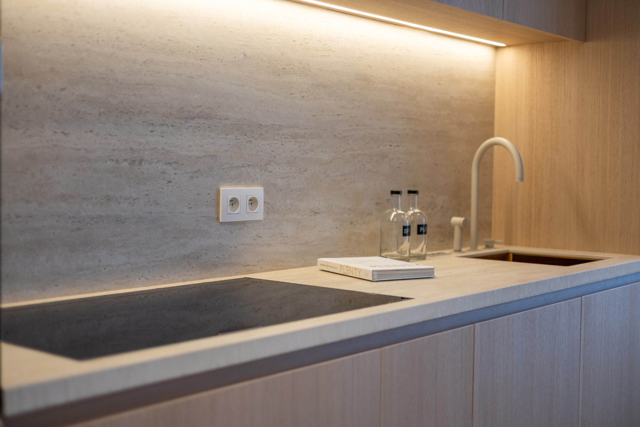 Charmant en instapklaar appartement te koop in Knokke op een toplocatie nabij de zeedijk, Kustlaan en Place m’as-tu vu. 