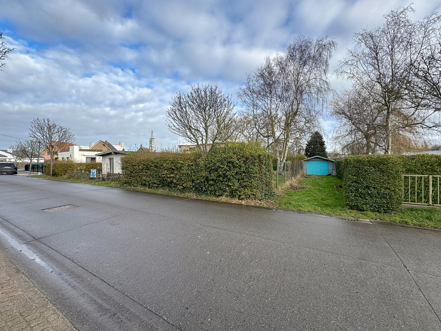 Perceel grond met af te breken woning - gunstige ligging 