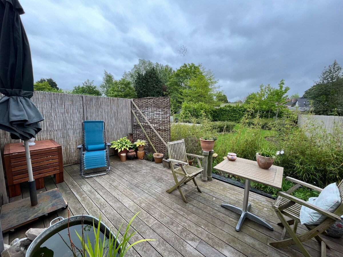 Stijlvolle triplex in hartje Gavere 