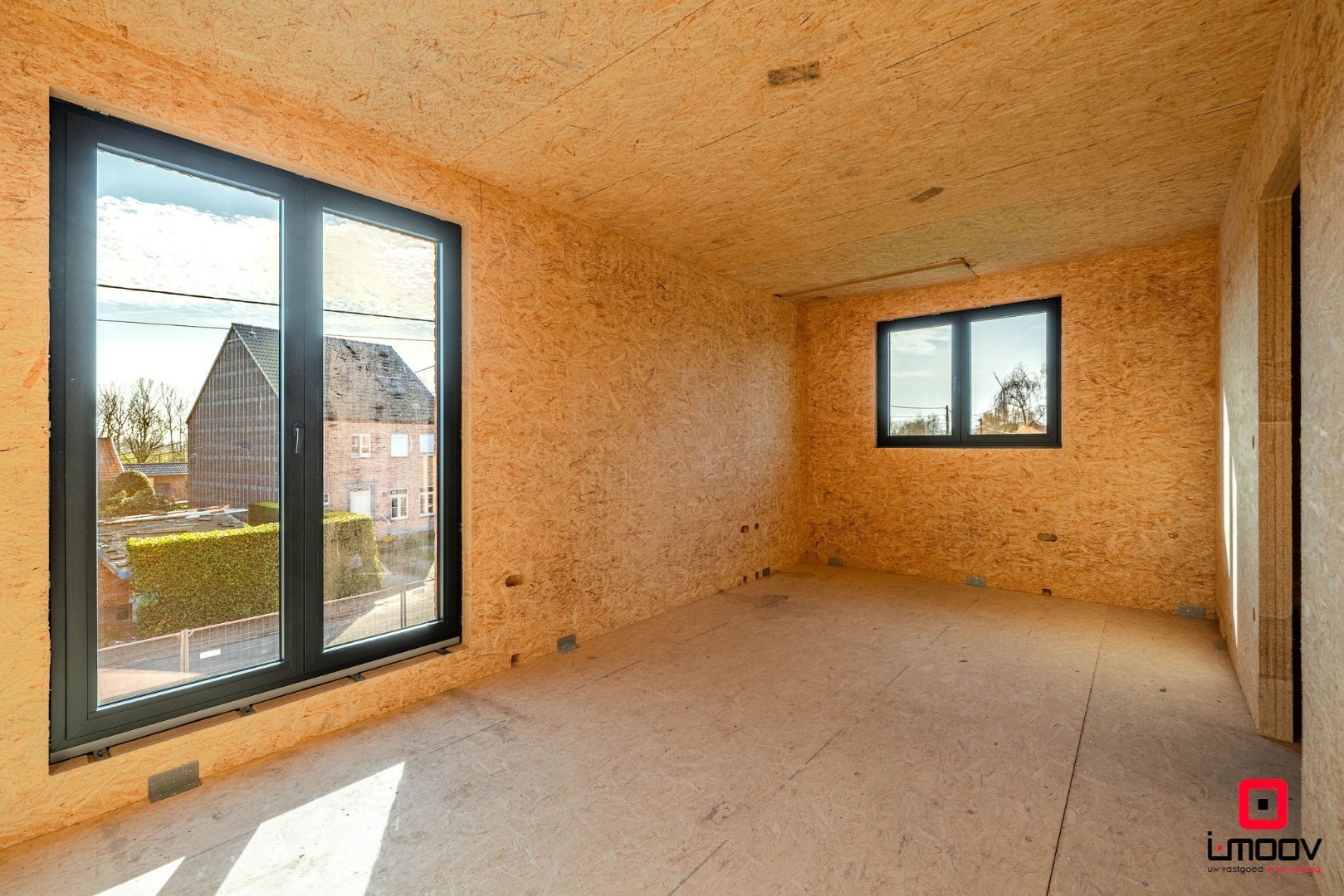 Exclusieve casco woning met 5 slaapkamers en royale tuin in Kruibeke, vlak bij Antwerpen 