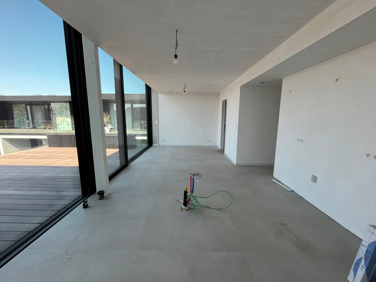 Luxe penthouse in hartje Zingem 