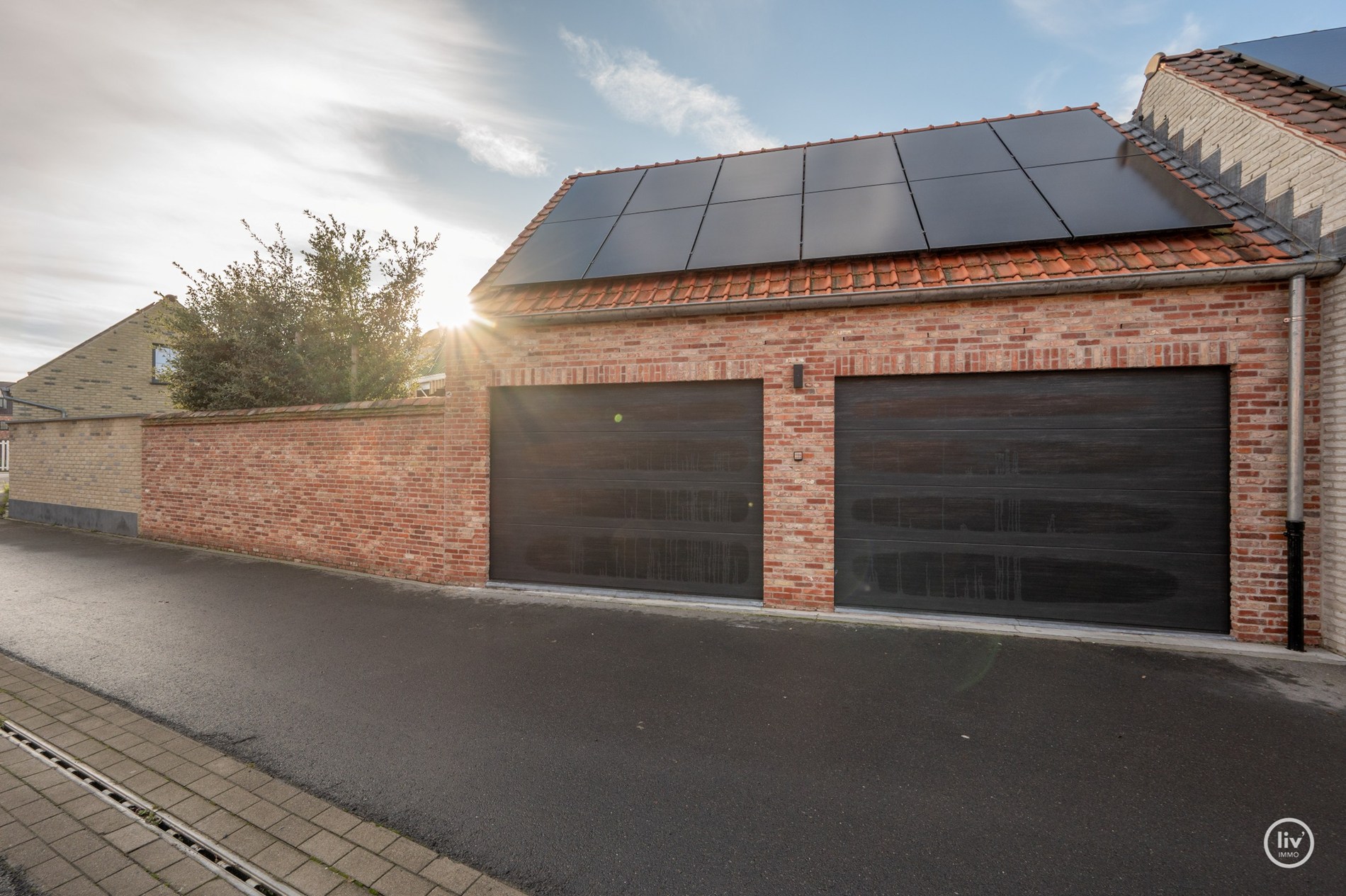 Luxueus afgewerkte energie zuinige woning met zwembad te Knokke 