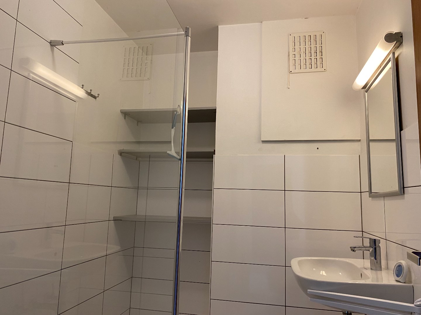 Ruim appartement met 2 slpk en garage 