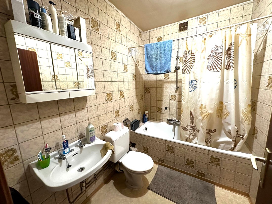 Appartement op de eerste verdieping in het centrum van Paal 