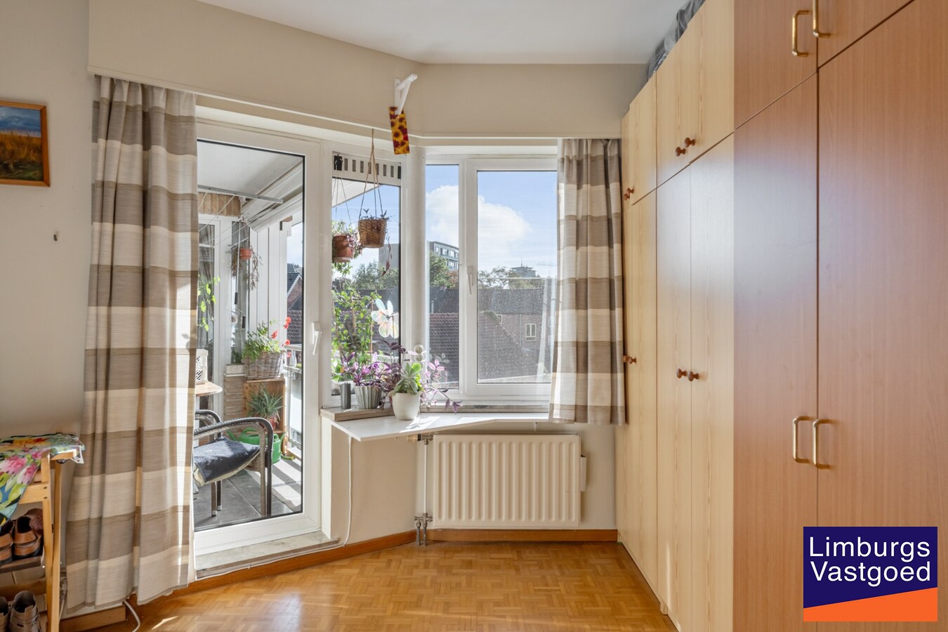 Ruim en centraal gelegen appartement, 2 slpk, met terras en garage 